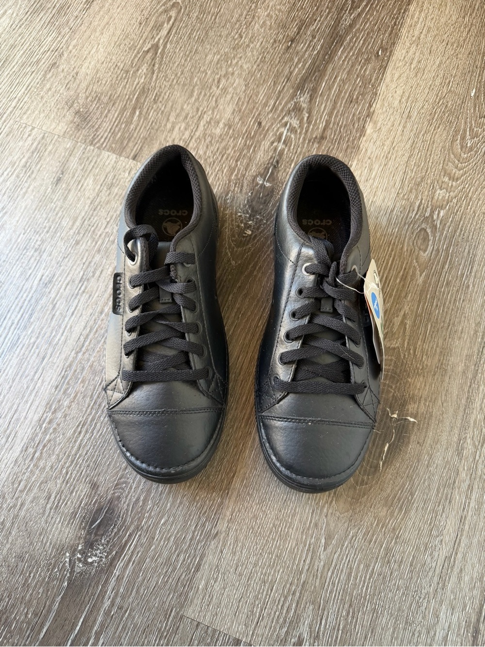 CROCS Women's Black Leather Lace-Up Casual Sneakers